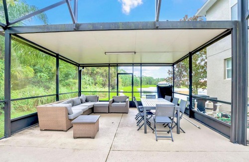 West Kissimmee House | 5BR Home w Netflix & Private Pool - Near Disney