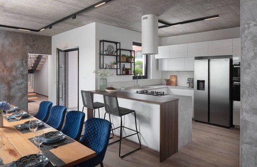 Brgod Villa | 5BR Modern Villa with Pool & Ensuite Baths