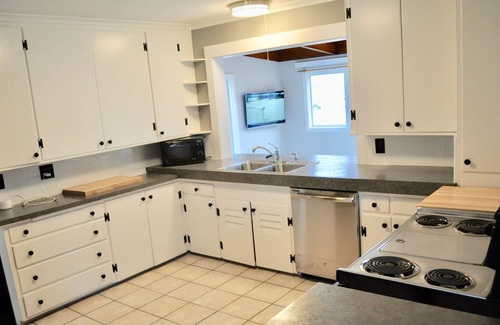 Weekapaug House | 5BR Ocean Views in Weekapaug