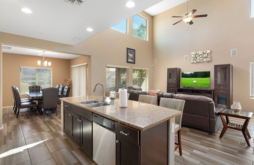 Maricopa County House | 5BR Retreat w/Private Hot Tub & Community Pool!