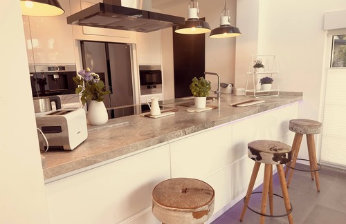 Hitdorf Villa | 5Season- luxury spa, bar, wine cellar, billiards