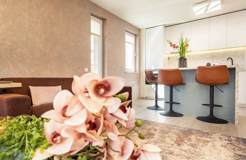 Brasov Apartment | 5thFloor Executive Apart w.BalconyandFree parking