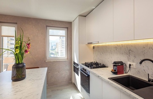 Brasov Apartment | 5thFloor Executive Apart w.BalconyandFree parking