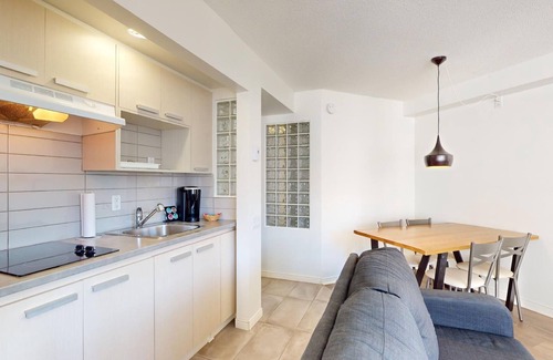Beaupre Condo | 6-408 : Superior Studio - sleeps 4.