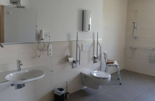 Bettenfeld House | 6-bed apartment no. 5 - Gasthaus Weiler