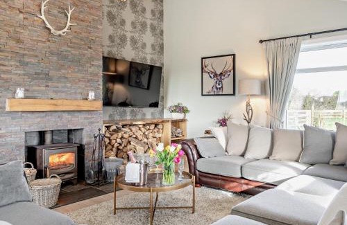 Newton House | 6 Bed in South Queensferry 94359