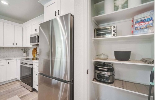 Rotonda West House | 6-bedroom 13 Guests New Duplex Near Oceans Family Retreat