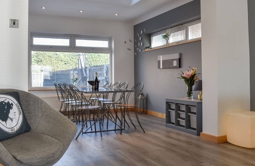 Stockton-on-Tees Cottage | 6 bedroom accommodation in Stockton-on-Tees