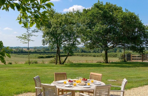 West Lydford Cottage | 6 bedroom accommodation in Baltonsborough, near Glastonbury