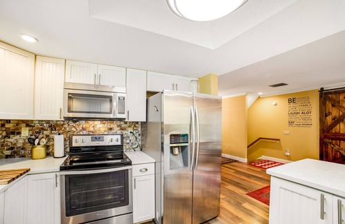 Brant Lake House | 6 Bedroom House at Schroon River