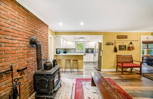 Brant Lake House | 6 Bedroom House at Schroon River