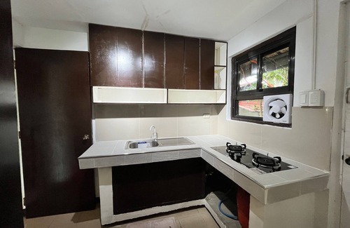 Mabini Villa | 6-bedroom villa in marvelous Mabini with WiFi, AC. Book your stay now