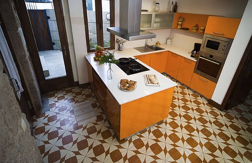 Cambados Villa | 6 bedroom villa with pool in the Rías Bajas