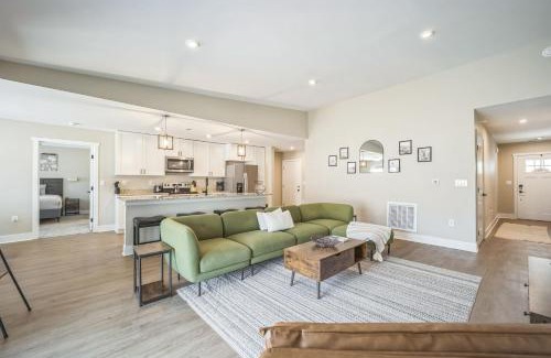 Williamsburg House | 6 Condos in Traverse City