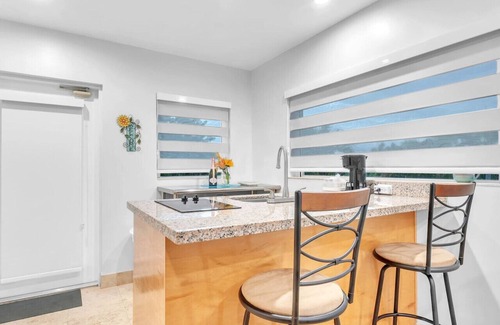 Lauderdale-by-the-Sea Apartment | 6 - Discover a Perfect Beach Escape