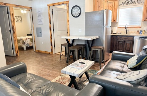 Moab South Valley House | #6 Dog Friendly, Walking distance to Hiking Trails