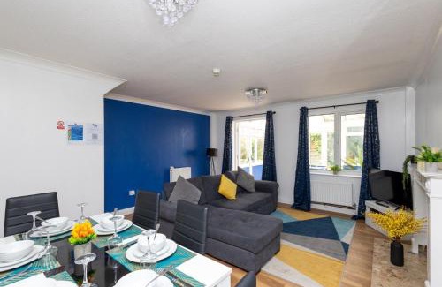 Stanley House | 6 Guests - Pet Friendly - 10min Leeds City Centre