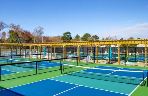 Millville House | 6 Mi to Bethany Beach Family Home with Pool Access!