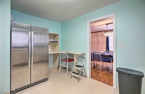 Squirrel Hill House | 6 Mi to Dtwn: Pittsburgh Townhome w/Porch