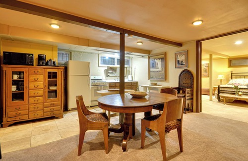 Ardenwald Apartment | 6 Mi to Dtwn: Portland Area Urban Oasis