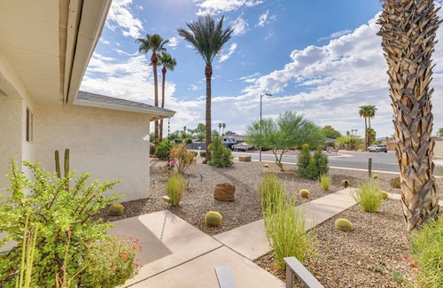 Paradise Valley Village Cottage | 6 Mi to Lookout Mountain: Scottsdale Home w/Grill
