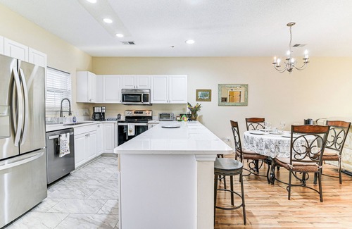 Socastee Condo | 6 Mi to Myrtle Beach Hot Spots: Cozy Condo!
