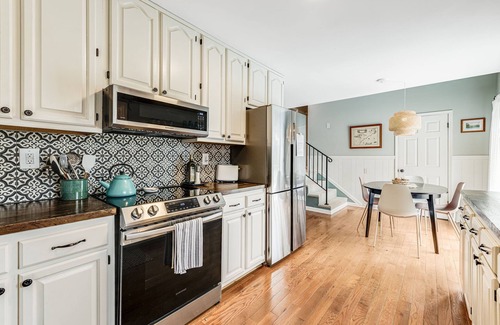 Fletcher House | 6 miles to Asheville with pet-friendly fenced yard, fire pit, EV charger