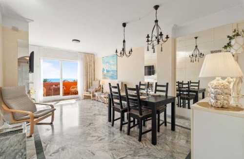 Alcorrin Apartment | 6 Penthouse with stunning views