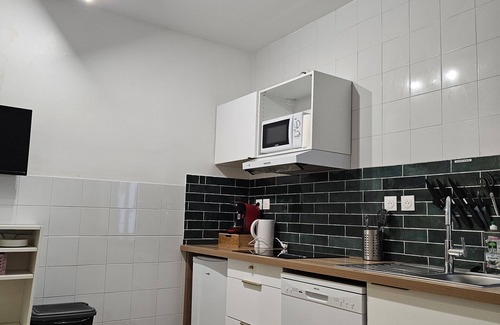 Montreuil Apartment | #6 Petite Maison Proche du Métro