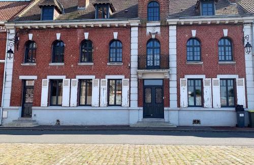 Saint-Venant House | 6 place de la détente