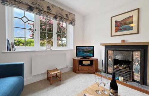 Horner House | 6 The Poplars Hawkcombe