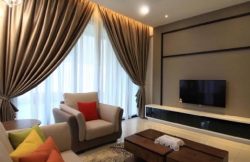 Seri Kembangan Apartment | #6 Tropical Evilla Executive Suite