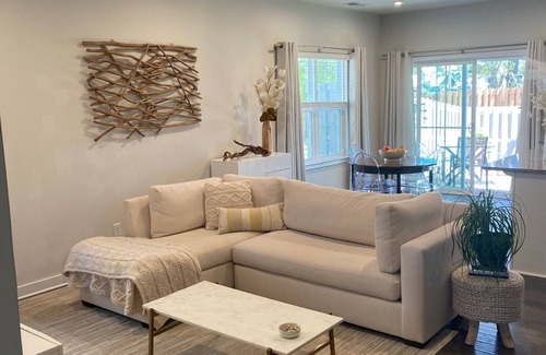 Simpsonville House | 60 seconds to I385