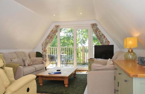 Luckett House | 60 Valley Lodge