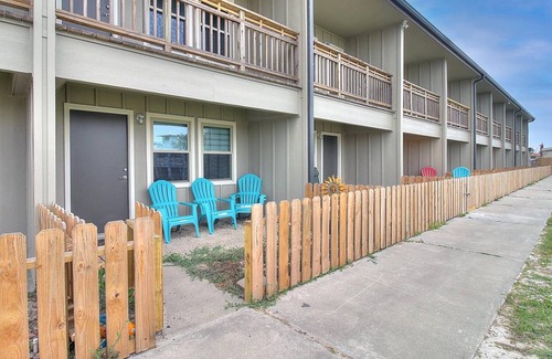 Port Aransas Condo | 62 m² Condo ∙ 1 bedroom ∙ 4 guests