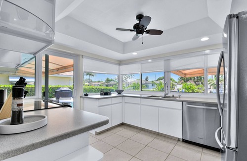 Imperial Point House | 6341 Managed By Brampton Park