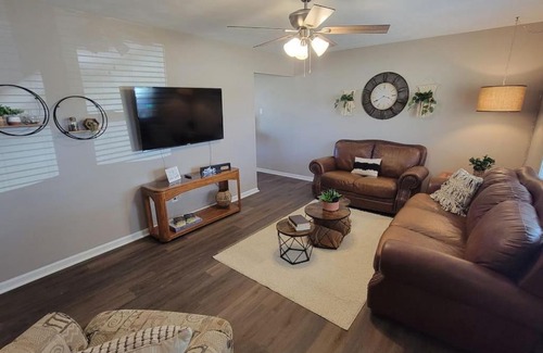 Otterbien Home House | 6418 Sandric lane Beautiful 3 BDRM Ranch home in Liberty Township