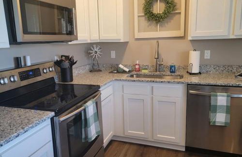 Otterbien Home House | 6418 Sandric lane Beautiful 3 BDRM Ranch home in Liberty Township