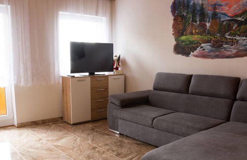 Wolfsberg House | 65 m² Ferienwohnung auf der Koralpe/kärnten mit Panoramablick, Balkon & Sauna