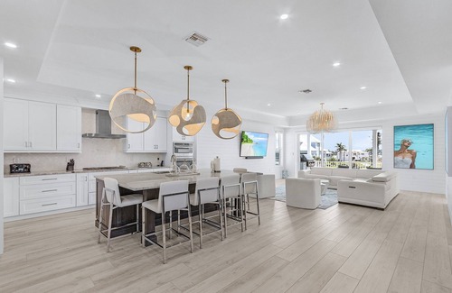 Fort Myers Beach House | 673 White Sands Retreat: Bay Views, Pool, Elevator