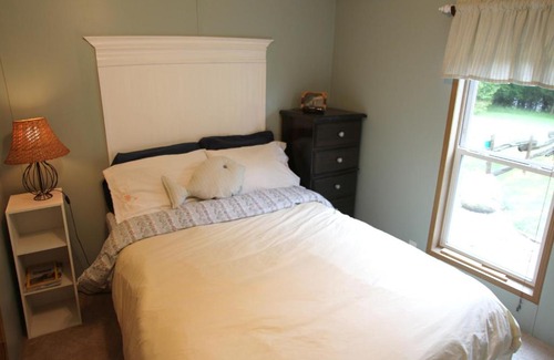 Manitoulin District House | 690 Perivale Road West - Cottage C