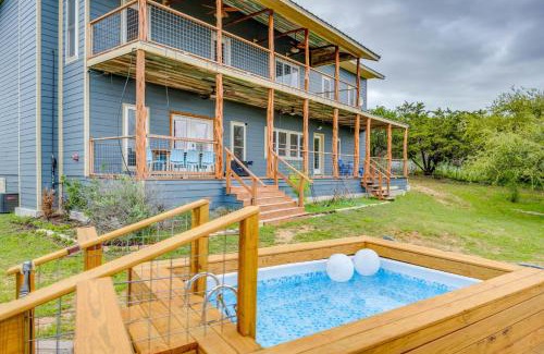 Buchanan Dam House | 6bed 4bath 3 acres with 18i0 degree views pool firepit
