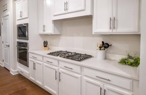 Lewes House | 6BR/4.5BA, Sleeps 14, Dog Friendly