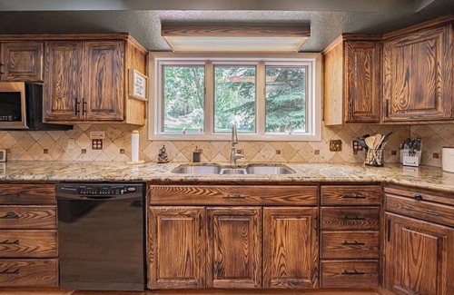 Bone Cabin | 7,000 SQ FT CABIN ON 150 ACRES PRIVACY WITH OWN PRIVATE SMALL LAKE