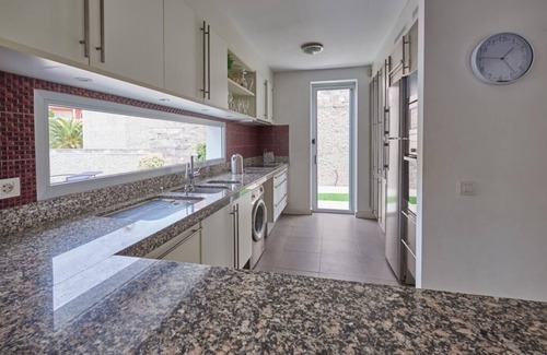 Costa Adeje Villa | 7 bed villa with private heated pool @28º for free & WiFi, 5 min walk from beach