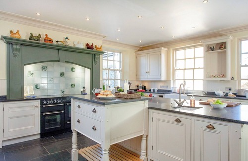 Littleham Cottage | 7 bedroom accommodation in Littleham, near Bideford