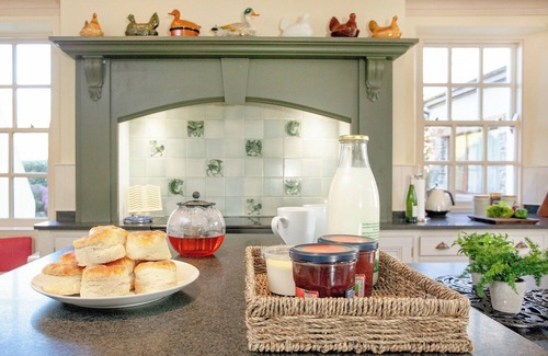Littleham Cottage | 7 bedroom accommodation in Littleham, near Bideford