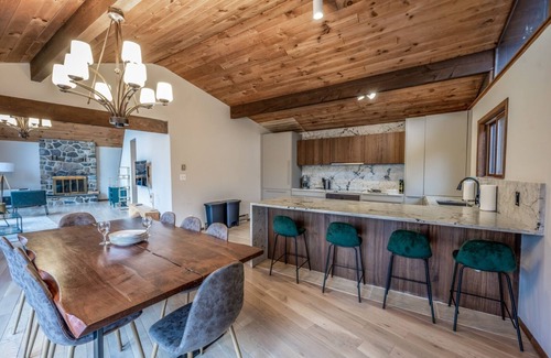 Windham Ski Chalet | 7 Bedroom Luxurious Chalet In Windham, NY