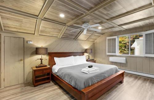 West Dover Ski Chalet | 7-BR Chalet near Mount Snow