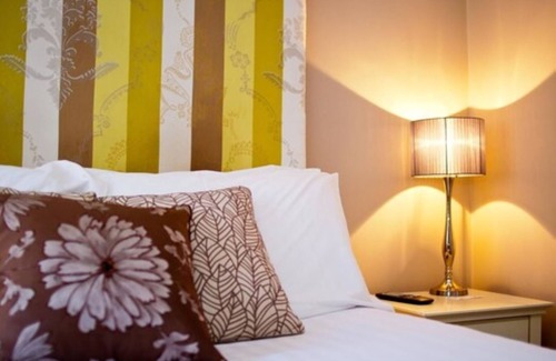 Galway City Centre Bed & Breakfast | 7 Cross Street